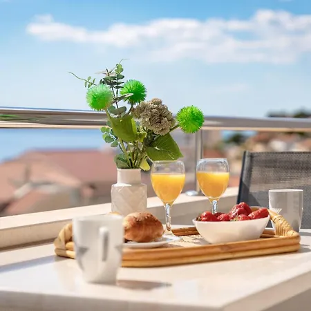 Lucija Appartement *
